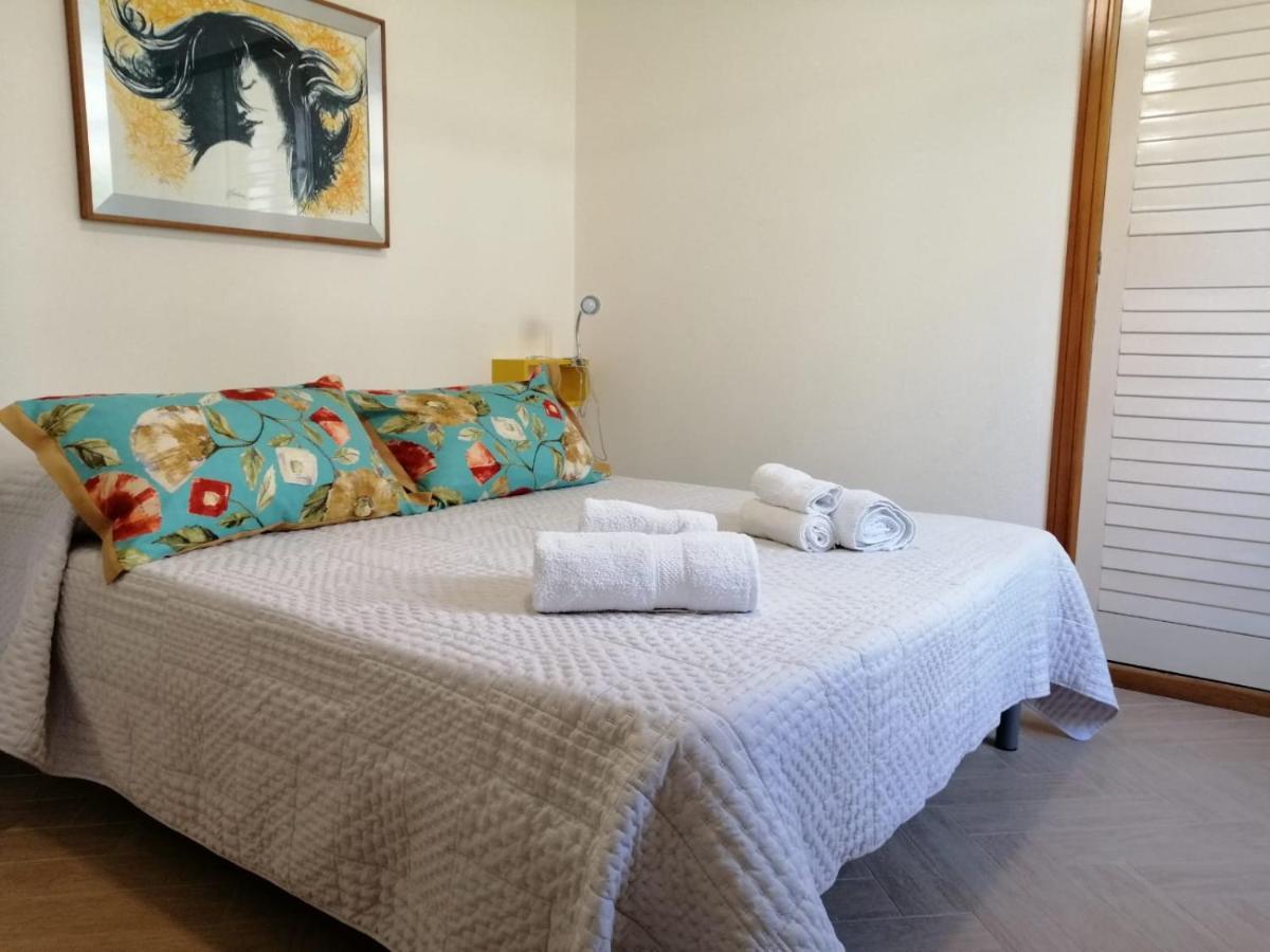 Mondello Beach The House With Green Lawns Βίλα Εξωτερικό φωτογραφία