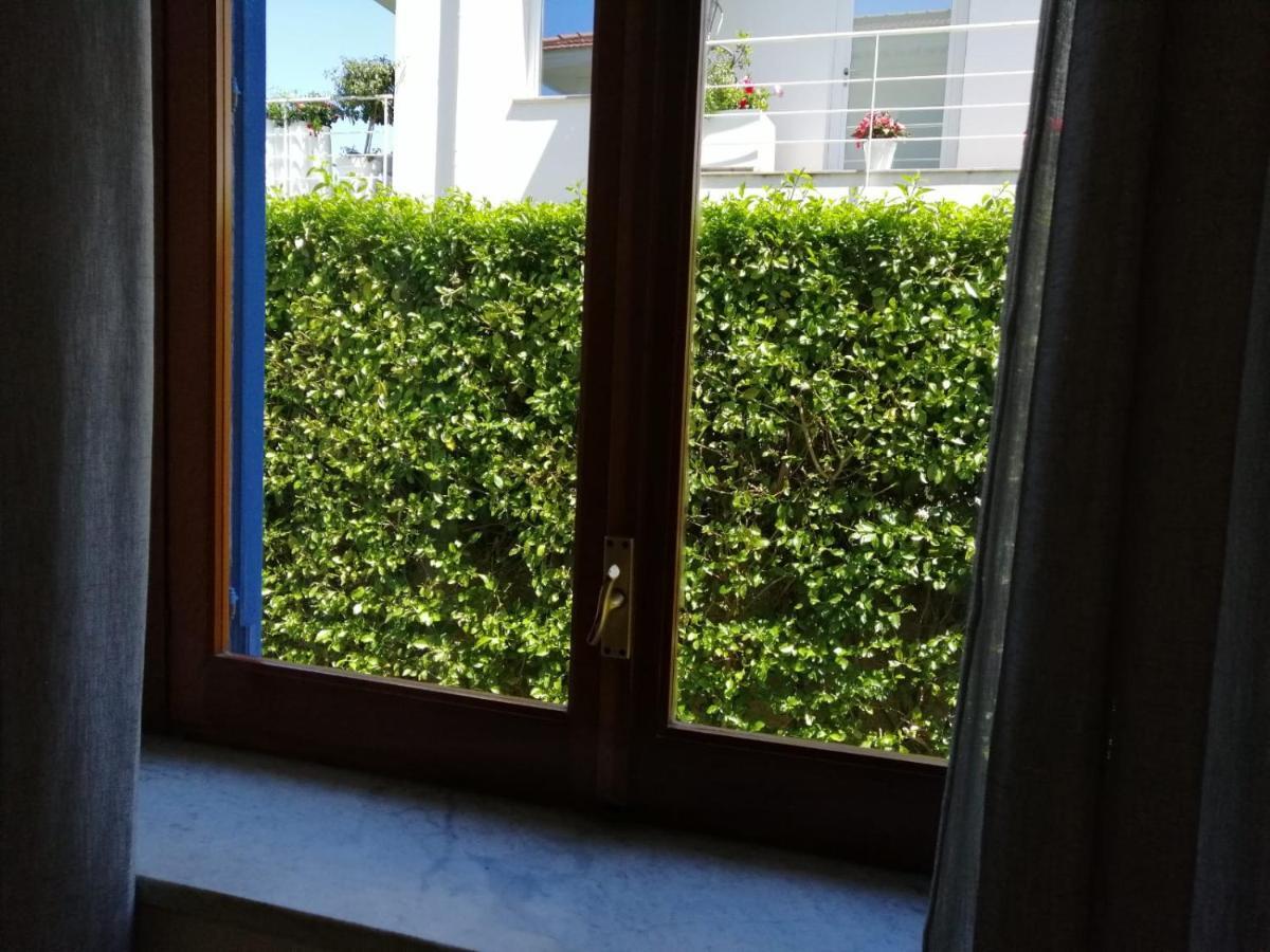 Mondello Beach The House With Green Lawns Βίλα Εξωτερικό φωτογραφία